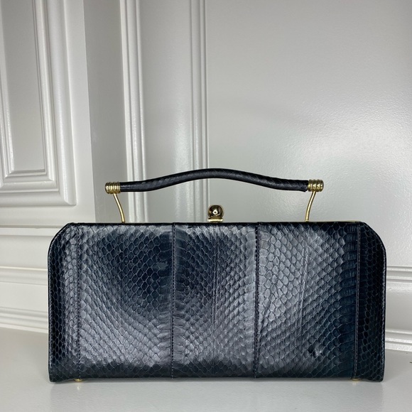 Vintage Snake Skin Versatile Clutch or Handbag - Picture 14 of 16